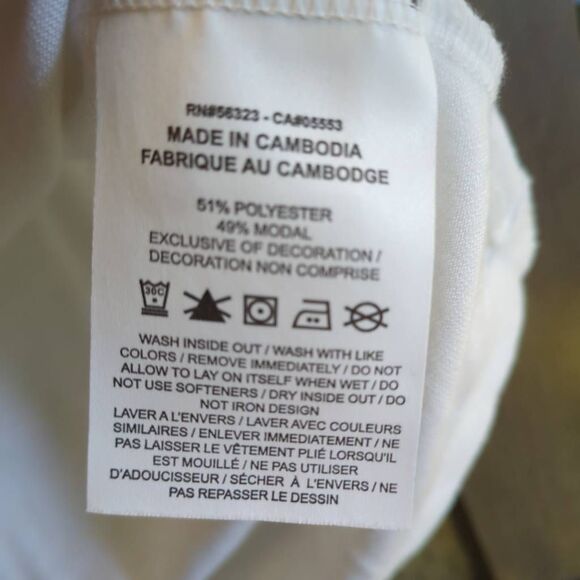 Nike White Black Men's Shortsleeve T-shirt Size Medium - Picture 5 of 5